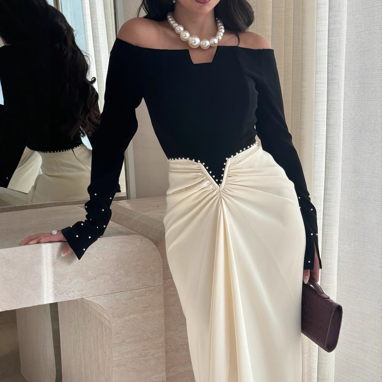 Robe Fourreau Élégance Perle