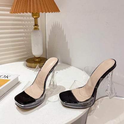 Sandales à bout séparé – Douceur et élégance