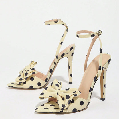 Escarpins en soie luxe et élégants