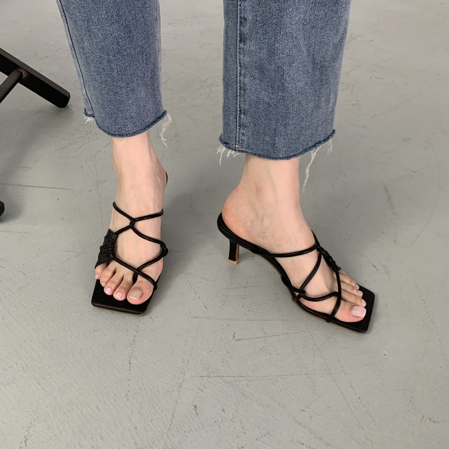 Sandales à Talons Aiguilles, Bout Repliable