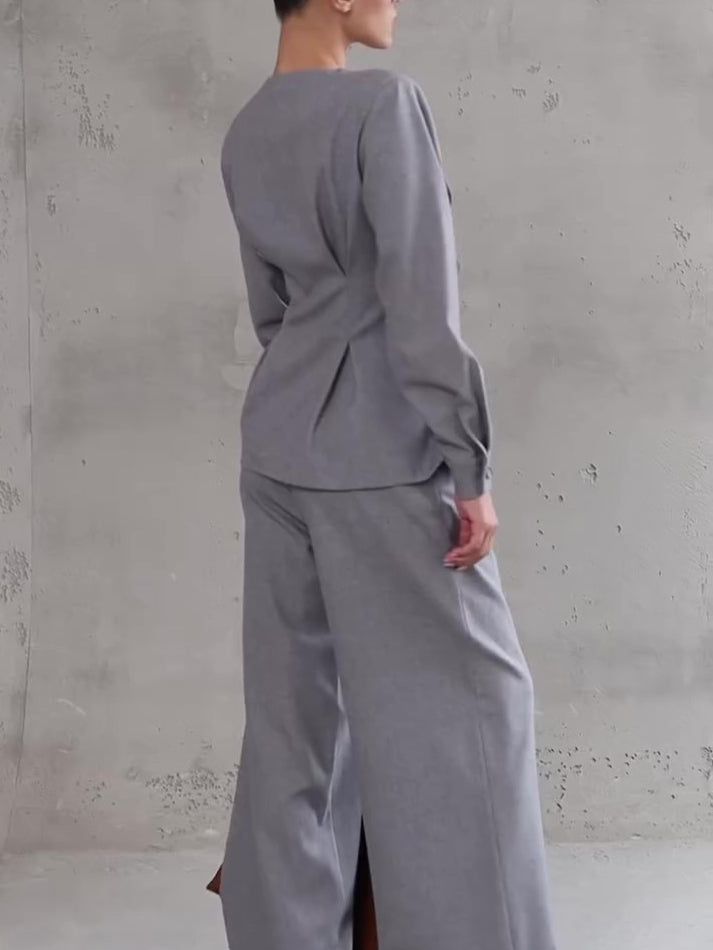 Ensemble femme gris avec haut asymétrique et pantalon large