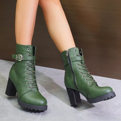 VARELLA™ | Bottines à Talon Élancé & Détail Boucle