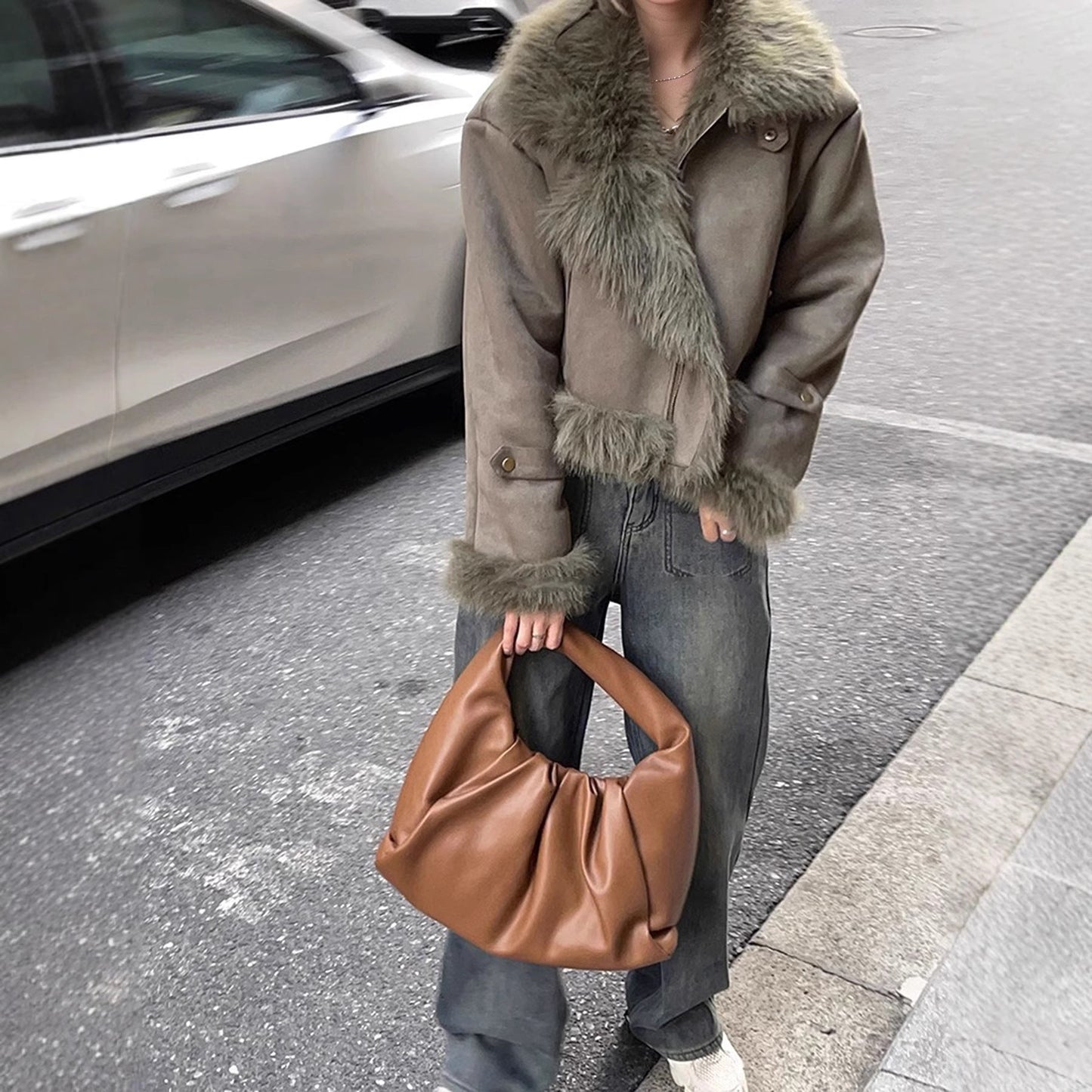 Blouson Biker court en cuir et fourrure